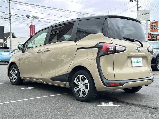 トヨタ シエンタ ハイブリッド G クエロ 長野県 2021(令3)年 2.4万km ブラックマイカ/ベージュ 2トーン .純正7インチSDナビゲーション　/CD DVD フルセグTV Bluetooth/・全方位カメラ/・ビルトインETC/・プリクラッシュセーフティ/・レーンキープアシスト/・オートマチックハイビーム　/.両側パワースライドドア　　/.クルーズコントロール　/.コーナーセンサー　/.シートヒーター(D/N)/・ステアリングヒーター/・ステアリングリモコン/・ドライブレコーダー/.スマートキー/・社外AW付き冬タイヤ積込有り