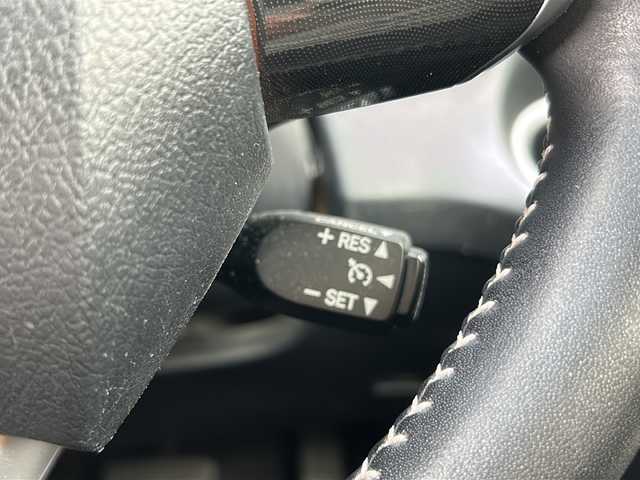 トヨタ シエンタ ハイブリッド G クエロ 長野県 2021(令3)年 2.4万km ブラックマイカ/ベージュ 2トーン .純正7インチSDナビゲーション　/CD DVD フルセグTV Bluetooth/・全方位カメラ/・ビルトインETC/・プリクラッシュセーフティ/・レーンキープアシスト/・オートマチックハイビーム　/.両側パワースライドドア　　/.クルーズコントロール　/.コーナーセンサー　/.シートヒーター(D/N)/・ステアリングヒーター/・ステアリングリモコン/・ドライブレコーダー/.スマートキー/・社外AW付き冬タイヤ積込有り