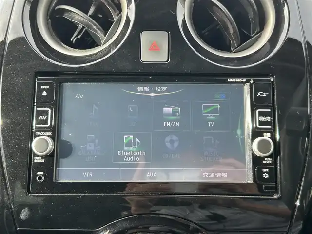 日産 ノート e－パワー X 福島県 2017(平29)年 1.8万km オリーブグリーン 純正ナビ/（CD/DVD/SD/AM/FM）/フルセグTV/デジタルインナーミラー/アラウンドビューモニター(ミラー)/LEDオートライト/コーナーセンサー/衝突被害軽減ブレーキ/車線逸脱防止/前後ドライブレコーダー/プッシュスタート/ETC/ドアバイザー/純正フロアマット