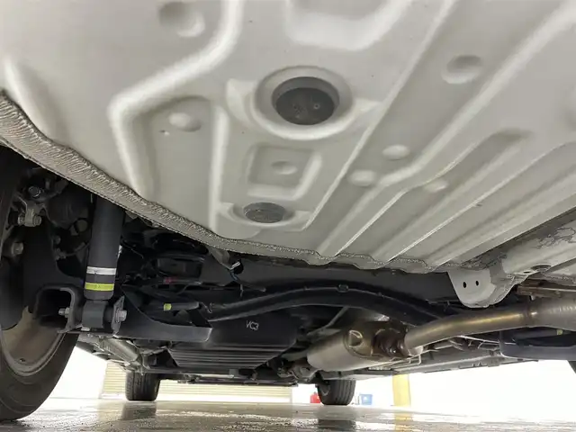 トヨタ ヴォクシー S－Z 宮城県 2022(令4)年 3.3万km ホワイトパールクリスタルシャイン 純正１０型コネクトナビ　/１４型フリップダウンモニター　/プロジェクター式三眼ＬＥＤヘッドランプ　/デジタルインナーミラー　/ドライビングサポートＰＫＧ　/ＨＵＤ　/アダプティブクルーズコントロール/プリクラッシュセーフティ/レーントレーシングアシスト/オートマチックハイビーム/クリアランスソナー/フルセグＴＶ　/ＣＤ／ＤＶＤプレーヤー/ＨＤＭＩ入力　/Bluetoothオーディオ/前後ドライブレコーダー/ETC2.0/禁煙