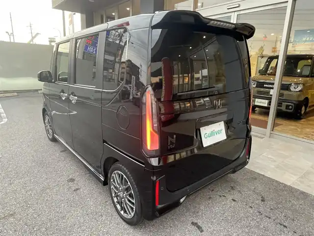 ホンダ Ｎ ＢＯＸ カスタム ターボ 愛知県 2024(令6)年 0.4万km クリスタルブラックパール AIS検査実施済　評価点4.5点　/ワンオーナー　/10インチ社外ディスプレイオーディオ　/バックカメラ　/両側パワースライドドア　/センシング　/スマートキー　/パドルシフト　/純正アルミ　/ETC /LEDヘッド /シートヒーター