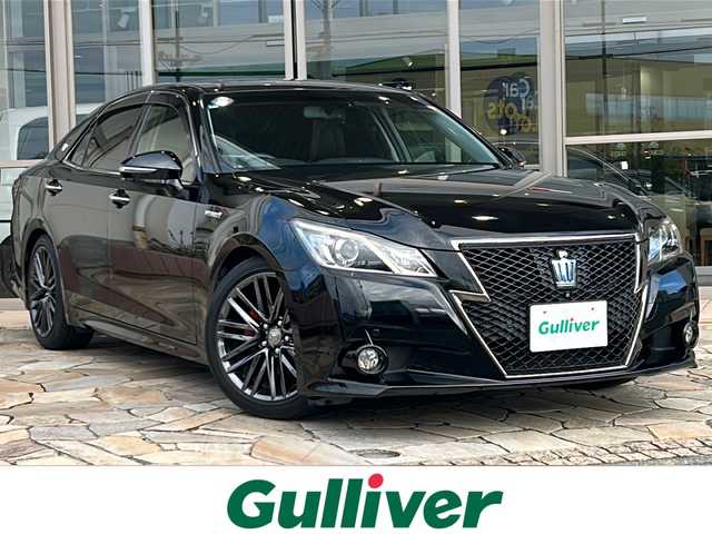 トヨタ クラウン ハイブリッド 静岡県 2015(平27)年 8.4万km ブラック 純正ナビ/AM/FM/CD/DVD/HDD/USB/Bluetooth/フルセグ/主要装備/・全方位カメラ　/・クルーズコントロール　/・サンルーフ　/・ＥＴＣ　/・エアーシート　/・シートヒーター　/・コーナーセンサー　/・ハンドルヒーター　/・ドライブレコーダー　/・アイドリングストップ　/・テレスコ　/・レーダー探知機　/・純正アルミホイール/・スマートキー/・純正フロアマット/・レザーシート/・スタリングリモコン/・プッシュスタート