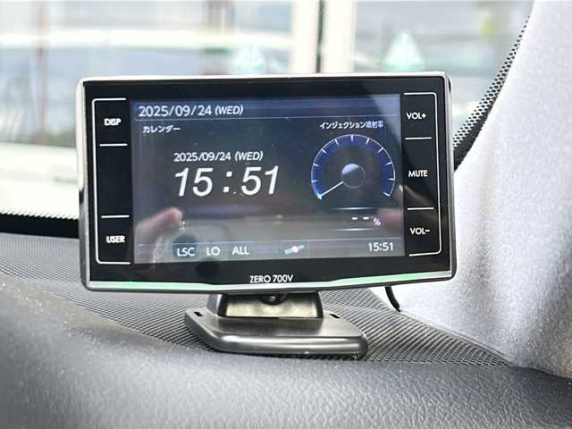 トヨタ クラウン ハイブリッド 静岡県 2015(平27)年 8.4万km ブラック 純正ナビ/AM/FM/CD/DVD/HDD/USB/Bluetooth/フルセグ/主要装備/・全方位カメラ　/・クルーズコントロール　/・サンルーフ　/・ＥＴＣ　/・エアーシート　/・シートヒーター　/・コーナーセンサー　/・ハンドルヒーター　/・ドライブレコーダー　/・アイドリングストップ　/・テレスコ　/・レーダー探知機　/・純正アルミホイール/・スマートキー/・純正フロアマット/・レザーシート/・スタリングリモコン/・プッシュスタート