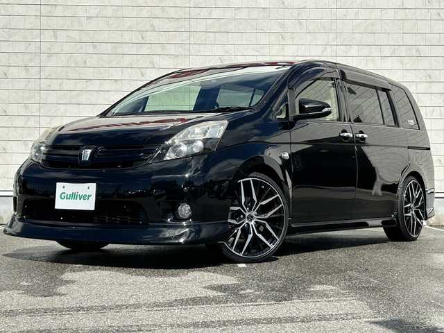 トヨタ アイシス プラタナ Vセレクション 富山県 2015(平27)年 8.2万km ブラック 純正ナビ/Bluetooth/フルセグTV/バックカメラ/社外エアロ/社外マフラー/社外ダウンサス/後付けコーナーセンサー/片側パワースライドドア/オートライト/オートエアコン/スマートキー/ウィンカーミラー/冬タイヤホイール積込/社外19インチホイール