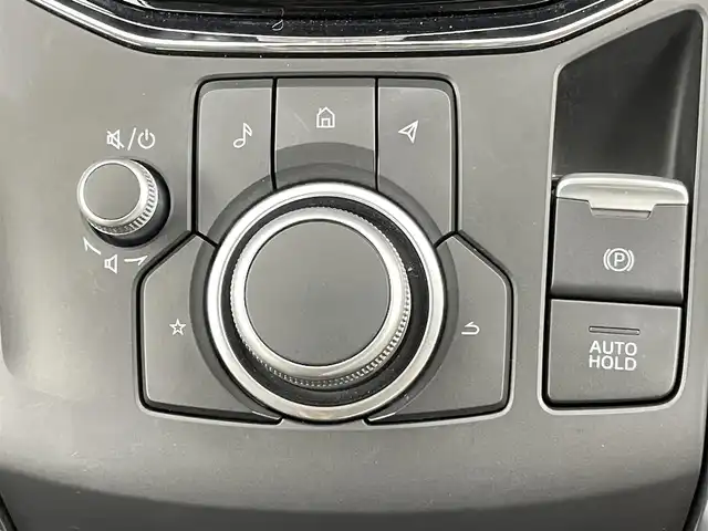 マツダ ＣＸ－５ XD ブラックトーンエディション 千葉県 2022(令4)年 3.2万km スノーフレイクホワイトパールマイカ i-ACTIVSENSE/・スマートブレーキサポート/・レーンキープアシスト/・ブラインドスポットモニタリング/・パーキングセンサー/12.3インチマツダコネクト/BT USB フルセグ スマートフォン連携/全方位カメラ/レーダークルーズコントロール/パワーバックドア/LEDオートライト/ハーフレザー/前席シートヒーター/D席パワーシート/純正19インチアルミホイール/革巻きステアリング/ステアリングスイッチ/パーキングスイッチ/ブレーキホールド/プッシュスタート/スマートキー/ETC