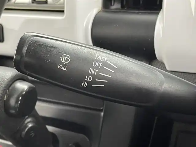 スズキ ハスラー A 群馬県 2015(平27)年 6.7万km ブルーイッシュブラックパール3 社外オーディオデッキ　ヘッドライトレベライザー　ベンチシート　社外フロアマット　純正ドアバイザー　リモコンキー　スペアキー　エアコン　ダブルエアバッグ　横滑り防止装置　パワーウィンドウ　パワステ