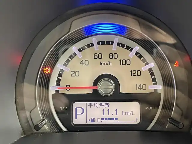 スズキ ハスラー A 群馬県 2015(平27)年 6.7万km ブルーイッシュブラックパール3 社外オーディオデッキ　ヘッドライトレベライザー　ベンチシート　社外フロアマット　純正ドアバイザー　リモコンキー　スペアキー　エアコン　ダブルエアバッグ　横滑り防止装置　パワーウィンドウ　パワステ