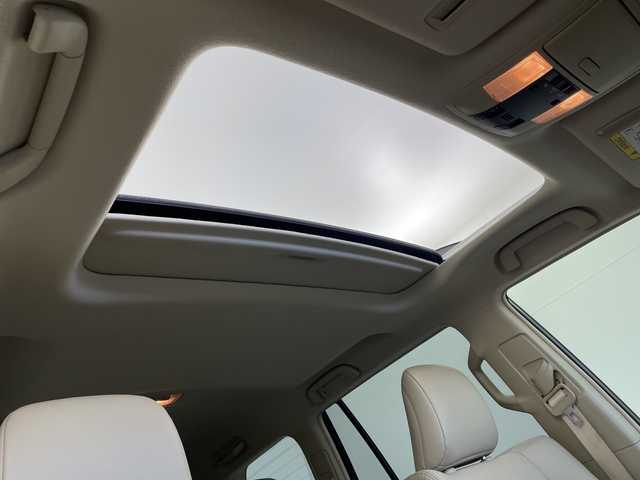 トヨタ ランドクルーザー プラド TX Lパッケージ マットブラED 岐阜県 2022(令4)年 3.8万km ホワイトパールクリスタルシャイン サンルーフ/純正9インチSDナビ/・フルセグ/BT/CD/DVD/本革シート【ベージュ】/トヨタセーフティセンス/前席シートヒーター/エアシート/ルーフレール/防眩インナーミラー/前後ドライブレコーダー/ステアリングスイッチ/スマートキー/ビルトインETC/スマートキー/LEDヘッドライト/フォグランプ