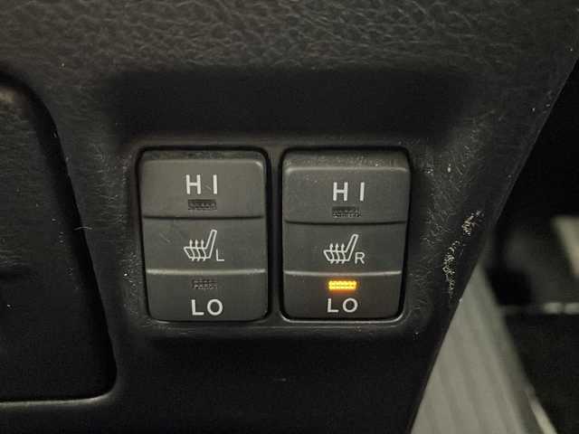 トヨタ エスクァイア ハイブリッド Gi プレミアムパッケージ ブラックテーラード 茨城県 2021(令3)年 4.2万km ブラック 純正ナビ/フルセグTV/バックカメラ/TRDエアロ/ドライブレコーダー/クルーズコントロール/フリップダウンモニター/両側パワースライドドア/ハーフレザーシート/純正15インチアルミホイール/コーナーセンサー/レーンアシスト/LEDヘッドライト