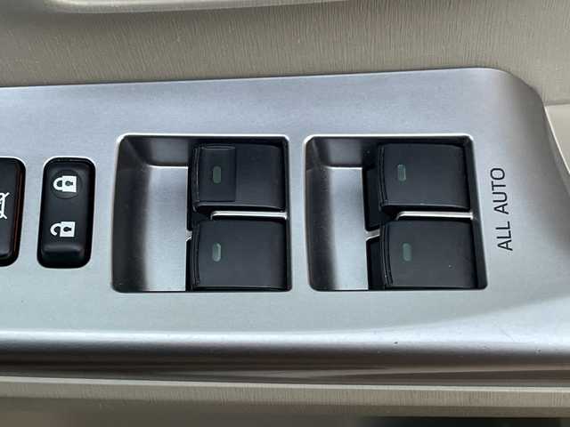 トヨタ プリウス α S 福岡県 2015(平27)年 7万km ホワイトパールクリスタルシャイン 社外ECLIPSE７インチナビ/　（AM/FM/CD/DVD/SD/SDREC/BT/フルセグ/バック）/ミラー一体型ドライブレコーダー（前後）/ワンオーナー/コーナーセンサー（前）/ETC/純正ドアバイザー/電格ミラー/ステアリングリモコン/フォグランプ/プッシュスタート/純正マット/オートライト