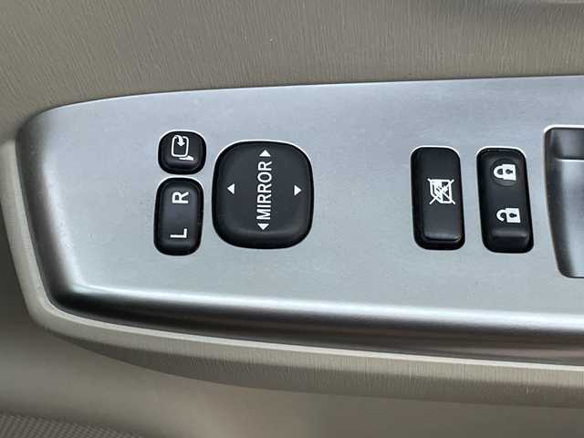 トヨタ プリウス α S 福岡県 2015(平27)年 7万km ホワイトパールクリスタルシャイン 社外ECLIPSE７インチナビ/　（AM/FM/CD/DVD/SD/SDREC/BT/フルセグ/バック）/ミラー一体型ドライブレコーダー（前後）/ワンオーナー/コーナーセンサー（前）/ETC/純正ドアバイザー/電格ミラー/ステアリングリモコン/フォグランプ/プッシュスタート/純正マット/オートライト