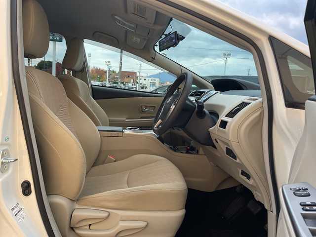 トヨタ プリウス α S 福岡県 2015(平27)年 7万km ホワイトパールクリスタルシャイン 社外ECLIPSE７インチナビ/　（AM/FM/CD/DVD/SD/SDREC/BT/フルセグ/バック）/ミラー一体型ドライブレコーダー（前後）/ワンオーナー/コーナーセンサー（前）/ETC/純正ドアバイザー/電格ミラー/ステアリングリモコン/フォグランプ/プッシュスタート/純正マット/オートライト