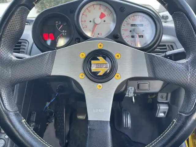 ホンダ ビート 兵庫県 1991(平3)年 6.6万km 黄 /MOMOステアリング//ETC//幌張替（ダークブルー）//パワーウィンドウ//シートカバー