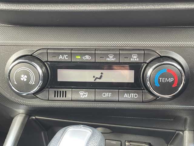 スバル レックス Z 秋田県 2023(令5)年 1.4万km レーザーブルークリスタルシャイン 純正ディスプレイオーディオ/Bluetooth/TV　/後席USB　/追従クルコン　/レーンアシスト　/全方位カメラ　/衝突軽減　/MTモード付き　/冬タイヤ車載　/オートライト/LED/オートハイビーム/盗難防止装置付き