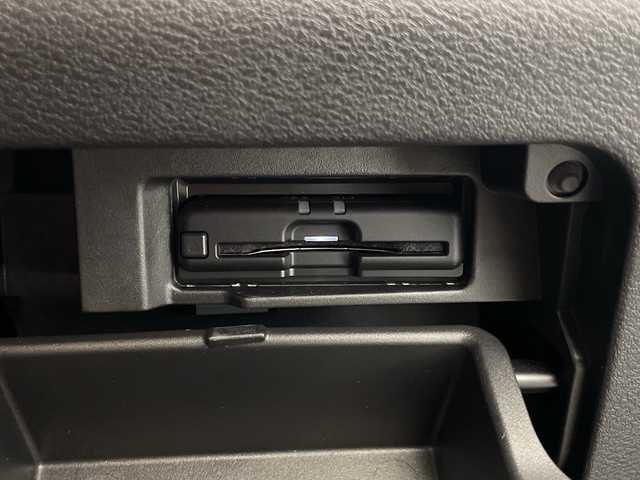 日産 セレナ e－パワー ハイウェイスター V 宮崎県 2020(令2)年 2.5万km インペリアルアンバーP 禁煙車/純正9型SDナビ(MM520D-L)/フルセグTV/CD/DVD/Bluetooth/アラウンドビューモニター/スマートキー　スペア1本/プロパイロット/エマージェンシーブレーキ/コーナーセンサー/ブラインドスポット/両側パワスラ/デジタルインナーミラー/USBポート/純正LEDオートライト/純正オートハイビーム/純正フロアマット/純正16インチアルミホイル/ステアリングスイッチ/プッシュスタート/ドラレコ前後/ETC