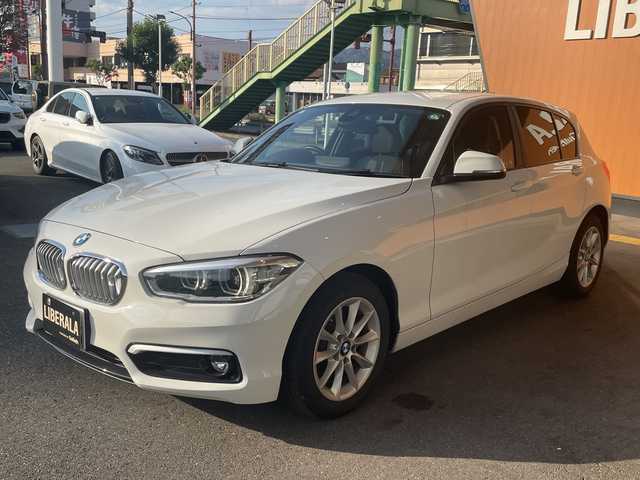 ＢＭＷ １１８ｄ 高知県 2017(平29)年 9.7万km 白 バックカメラ/メモリナビ/プッシュスタート/ETC/アイドリングストップ/アルミホイール/オートライト/Bluetooth接続/クルーズコントロール