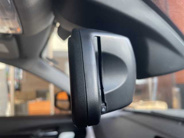 ＢＭＷ １１８ｄ 高知県 2017(平29)年 9.7万km 白 バックカメラ/メモリナビ/プッシュスタート/ETC/アイドリングストップ/アルミホイール/オートライト/Bluetooth接続/クルーズコントロール