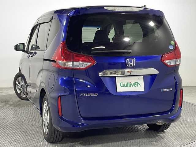 ホンダ フリード ハイブリット G ホンダセンシング 広島県 2016(平28)年 6.2万km コバルトブルーパール カロッツェリアナビ（フルセグTV/Bluetooth/DVD）/両側パワースライドドア/バックカメラ/ホンダセンシング/・衝突軽減ブレーキ/・レーンキープアシスト/・アダプティブクルーズコントロール/・誤発進抑制機能/LEDヘッドランプ/オートライト/ETC