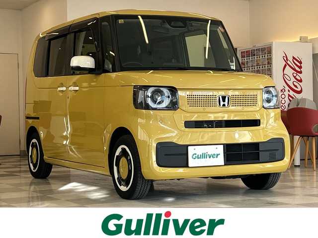 ホンダ Ｎ ＢＯＸ ファッションスタイル 岐阜県 2023(令5)年 0.3万km 黄 純正8インチディスプレイオーディオ/・Bluetooh/・AppleCarPlay/・AndroidAuto/・USB/両側パワースライドドア/左右独立式リアセンターアームレスト/コンビニフック付シートバックテーブル(運転席＆助手席)/オートリトラミラー/ETC2.0/前後純正ドライブレコーダー/ホンダセンシング/・アダプティブクルーズコントロール/・衝突軽減ブレーキ/・車線維持支援システム(LKAS)/・路外逸脱抑制機能/・パーキングセンサーシステム/・誤発進抑制機能/・後方誤発進抑制機能/先行車発進お知らせ機能/標識認識機能/LEDヘッドライト/・オートハイビーム/ステアリングスイッチ/ECONスイッチ/・アイドリングストップ/後席チップアップスライド機構/D+N席シートヒーター/電子制御パーキングブレーキ/オートブレーキホールド機能/プッシュスタート/スマートキー/スペアキー/取扱説明書/保証書