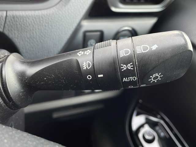 トヨタ ヴォクシー ZS 煌Ⅱ 岩手県 2019(令1)年 7.5万km ブラック 純正10インチナビ(CD/DVD/SD/ラジオ/BT)/純正フリップダウンモニター/フルセグテレビ/バックカメラ/両側パワースライドドア/プリクラッシュセーフティ/レーンディパチャーアラート/オートマチックハイビーム/クルーズコントロール/ビルトインETC/横滑り防止機能/コーナーセンサー/アイドリングストップ/プッシュスタート/スマートキー/ステアリングスイッチ/2列目サンシェード/純正16inアルミホイール/電動格納ミラー/ウィンカーミラー/ドアバイザー