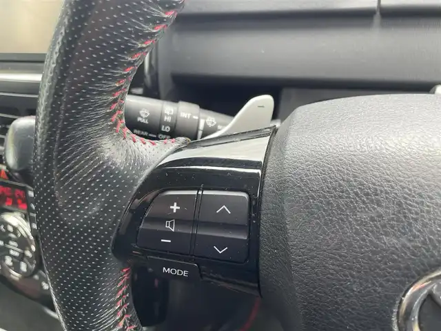 トヨタ ヴォクシー ZS G’sバージョンEDGE 山梨県 2010(平22)年 12.3万km ホワイトパールクリスタルシャイン (株)IDOMが運営する【じしゃロン甲府店】の自社ローン専用車両になります。/こちらは現金またはオートローンご利用時の価格です。自社ローンご希望の方は別途その旨お申付け下さい/スマートキー/両側パワースライドドア/純正ＨＤＤナビ・フルセグＴＶ/Ｂカメラ/ビルトインＥＴＣ/ＨＩＤオートライト/保証書・取説書