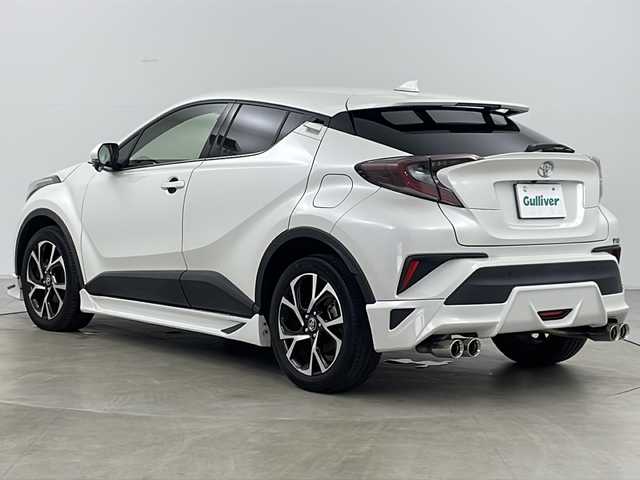 トヨタ Ｃ－ＨＲ G－T 道央・札幌 2017(平29)年 3.1万km ホワイトパールクリスタルシャイン ・禁煙車/・社外ナビ&BT&DVD&CD/・バックカメラ/・TRDフルエアロ/・GANADORマフラー/・TEIN車高調積込み/・レーダークルーズコントロール/・レーンキープアシスト/・コーナーセンサー/・衝突軽減ブレーキ/・横滑り防止/・前席シートヒーター/・社外ビルトインETC/・純正フロアマット/・LEDヘッドライト/・オートライト/・オートマチックハイビーム/・純正18インチアルミホイール/・スマートキー