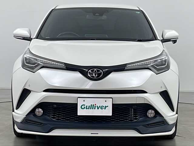 トヨタ Ｃ－ＨＲ G－T 道央・札幌 2017(平29)年 3.1万km ホワイトパールクリスタルシャイン ・禁煙車/・社外ナビ&BT&DVD&CD/・バックカメラ/・TRDフルエアロ/・GANADORマフラー/・TEIN車高調積込み/・レーダークルーズコントロール/・レーンキープアシスト/・コーナーセンサー/・衝突軽減ブレーキ/・横滑り防止/・前席シートヒーター/・社外ビルトインETC/・純正フロアマット/・LEDヘッドライト/・オートライト/・オートマチックハイビーム/・純正18インチアルミホイール/・スマートキー