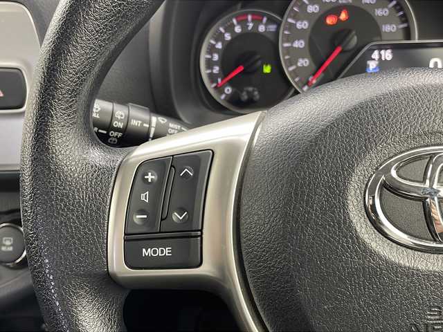 トヨタ ヴィッツ ジュエラ 栃木県 2016(平28)年 4.8万km クールソーダメタリック 純正7インチナビ/AM FM CD SD BT フルセグTV/トヨタセーフティセンス/・オートマチックハイビーム/・衝突軽減ブレーキ/・レーンアシスト/・先行車発進お知らせ/ETC/ドライブレコーダー/アイドリングストップ/ナノイー発生器/LEDヘッドライト/オートライト/オートエアコン/ステアリングスイッチ/電動格納ミラー/純正フロアマット