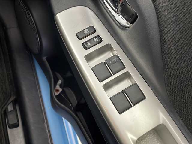 トヨタ ヴィッツ ジュエラ 栃木県 2016(平28)年 4.8万km クールソーダメタリック 純正7インチナビ/AM FM CD SD BT フルセグTV/トヨタセーフティセンス/・オートマチックハイビーム/・衝突軽減ブレーキ/・レーンアシスト/・先行車発進お知らせ/ETC/ドライブレコーダー/アイドリングストップ/ナノイー発生器/LEDヘッドライト/オートライト/オートエアコン/ステアリングスイッチ/電動格納ミラー/純正フロアマット
