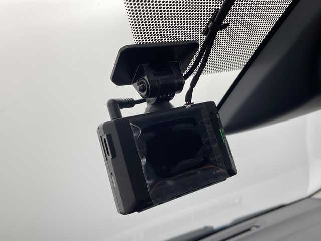 トヨタ ヴィッツ ジュエラ 栃木県 2016(平28)年 4.8万km クールソーダメタリック 純正7インチナビ/AM FM CD SD BT フルセグTV/トヨタセーフティセンス/・オートマチックハイビーム/・衝突軽減ブレーキ/・レーンアシスト/・先行車発進お知らせ/ETC/ドライブレコーダー/アイドリングストップ/ナノイー発生器/LEDヘッドライト/オートライト/オートエアコン/ステアリングスイッチ/電動格納ミラー/純正フロアマット