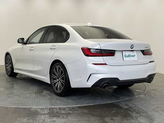 ＢＭＷ ３２０ｉ Mスポーツ 栃木県 2019(平31)年 4.2万km アルピンホワイトⅢ 純正ナビ/(Bluetooth・AppleCarPlay・USB)/バックカメラ/本革シート/インテリジェントセーフティ/・衝突軽減システム/・レーンキープアシストシステム/・ヘッドアップディスプレイ/・アダプティブクルーズコントロール/ETC/電動リアゲート/前席パワーシート/前席シートヒーター/禁煙車/パドルシフト/LEDヘッドライト/オートライト/ワイヤレス充電/アイドリングストップ/電動パーキング/オートホールド/純正アルミホイール/純正フロアマット