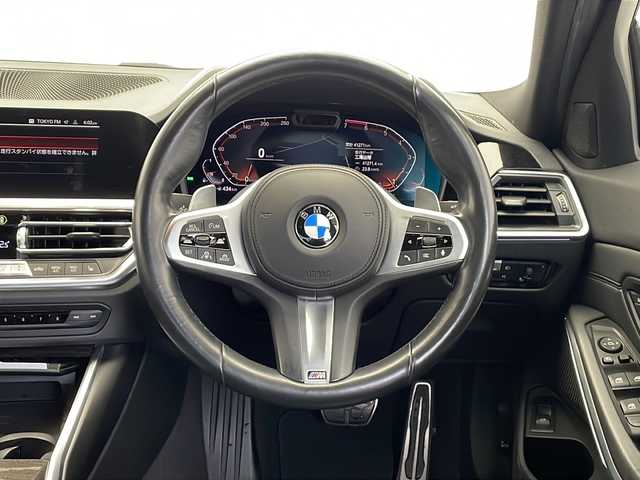 ＢＭＷ ３２０ｉ Mスポーツ 栃木県 2019(平31)年 4.2万km アルピンホワイトⅢ 純正ナビ/(Bluetooth・AppleCarPlay・USB)/バックカメラ/本革シート/インテリジェントセーフティ/・衝突軽減システム/・レーンキープアシストシステム/・ヘッドアップディスプレイ/・アダプティブクルーズコントロール/ETC/電動リアゲート/前席パワーシート/前席シートヒーター/禁煙車/パドルシフト/LEDヘッドライト/オートライト/ワイヤレス充電/アイドリングストップ/電動パーキング/オートホールド/純正アルミホイール/純正フロアマット