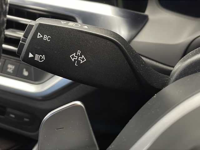 ＢＭＷ ３２０ｉ Mスポーツ 栃木県 2019(平31)年 4.2万km アルピンホワイトⅢ 純正ナビ/(Bluetooth・AppleCarPlay・USB)/バックカメラ/本革シート/インテリジェントセーフティ/・衝突軽減システム/・レーンキープアシストシステム/・ヘッドアップディスプレイ/・アダプティブクルーズコントロール/ETC/電動リアゲート/前席パワーシート/前席シートヒーター/禁煙車/パドルシフト/LEDヘッドライト/オートライト/ワイヤレス充電/アイドリングストップ/電動パーキング/オートホールド/純正アルミホイール/純正フロアマット