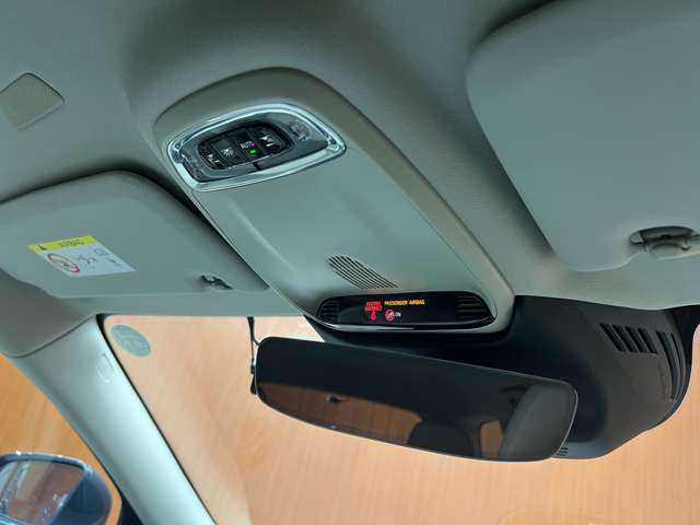 ボルボ Ｖ６０ T5 インスクリプション 千葉県 2019(令1)年 5万km デニムブルーメタリック 純正ナビ　/３６０°カメラ　/ＡＣＣ　/レザーシート　/シートヒーター　/ベンチレーター　/パワーシート　/ＬＥＤヘッドライト　/ハイビームアシスト　/電動リアゲート　/パーキングアシスト　/自動駐車　/ＨＵＤ
