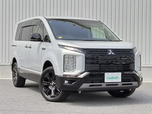 三菱 デリカＤ：５ シャモニー 群馬県 2024(令6)年 1万km パールⅡ 4WD/7人乗り/ディーゼルターボ車/ワンオーナー/フリップダウンモニター/オートステップ/e-アシスト/・衝突被害軽減ブレーキシステム/・車線逸脱警報システム/・レーダークルーズコントロールシステム/・オートマチックハイビーム/・誤発進抑制機能（前進時）/・後側方車両検知警報システム/・後退時車両検知警報システム/ワンタッチ開閉両側パワースライドドア/パワーバックドア/パドルシフト/ハーフレザーシート/プッシュスタート/LEDヘッドランプ/LEDフォグランプ/保証書/取扱説明書/スペアキー