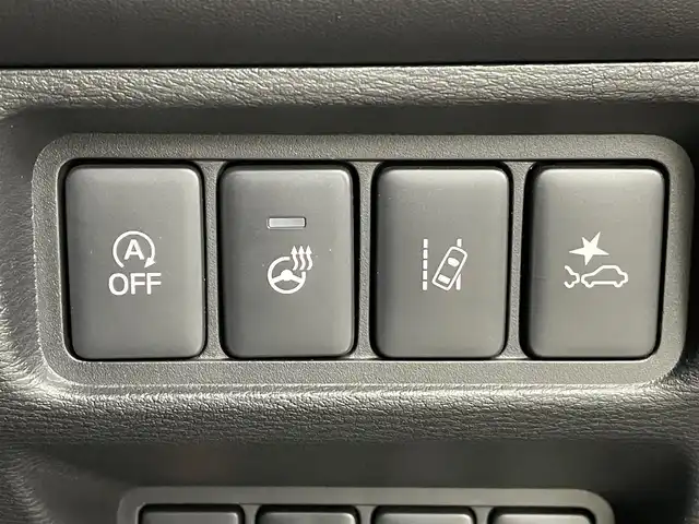 三菱 デリカＤ：５ シャモニー 埼玉県 2024(令6)年 1万km パールⅡ 4WD/7人乗り/ディーゼルターボ車/ワンオーナー/フリップダウンモニター/オートステップ/e-アシスト/・衝突被害軽減ブレーキシステム/・車線逸脱警報システム/・レーダークルーズコントロールシステム/・オートマチックハイビーム/・誤発進抑制機能（前進時）/・後側方車両検知警報システム/・後退時車両検知警報システム/ワンタッチ開閉両側パワースライドドア/パワーバックドア/パドルシフト/ハーフレザーシート/プッシュスタート/LEDヘッドランプ/LEDフォグランプ/保証書/取扱説明書/スペアキー