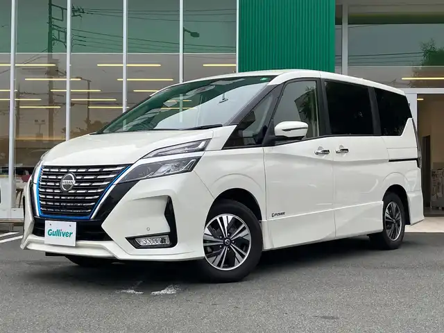 日産 セレナ e－パワー ハイウェイスター V 静岡県 2020(令2)年 4.1万km ブリリアントホワイトパール エンジンスタートボタン/取扱説明書/パワーステアリング/パワーウィンドウ/パーキングアシスト/アイドリングストップ/スマートキー（スペアキー1本）/WAC/クルーズコントロール（追従走行：有）/後席用モニター/ビルトイン ETC/全方位カメラ/USB入力端子/純正10インチナビ（フルセグTV）/純正前方ドライブレコーダー/3列シート/ウォークスルー/両側パワースライドドア/ ABS/横滑り防止装置/レーンキープアシスト/前後コーナーセンサー/W+サイドエアバック/オートライト/ LEDヘッドライト/衝突軽減システム/プロパイロット