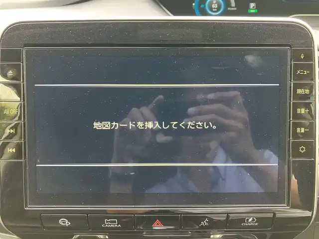 日産 セレナ e－パワー ハイウェイスター V 静岡県 2020(令2)年 4.1万km ブリリアントホワイトパール エンジンスタートボタン/取扱説明書/パワーステアリング/パワーウィンドウ/パーキングアシスト/アイドリングストップ/スマートキー（スペアキー1本）/WAC/クルーズコントロール（追従走行：有）/後席用モニター/ビルトイン ETC/全方位カメラ/USB入力端子/純正10インチナビ（フルセグTV）/純正前方ドライブレコーダー/3列シート/ウォークスルー/両側パワースライドドア/ ABS/横滑り防止装置/レーンキープアシスト/前後コーナーセンサー/W+サイドエアバック/オートライト/ LEDヘッドライト/衝突軽減システム/プロパイロット