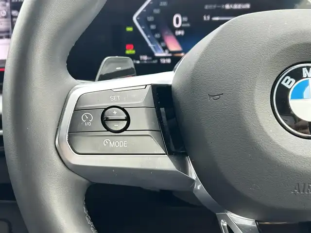 ＢＭＷ ＢＭＷ Ｘ１ xDrive 20i Mスポーツ 道東・釧路十勝 2023(令5)年 1.1万km ミネラルホワイト ４ＷＤ/ワンオーナー/純正ナビ/AppleCarPlay/全方位カメラ/アクティブクルーズコントロール/パドルシフト/パーキングアシスト/パワーバックドア/パワーシート/衝突軽減システム/ＡＷ付スタッドレス積込/純正フロアマット/プッシュスタート/スマートキー/オートライト/取扱説明書/保証書