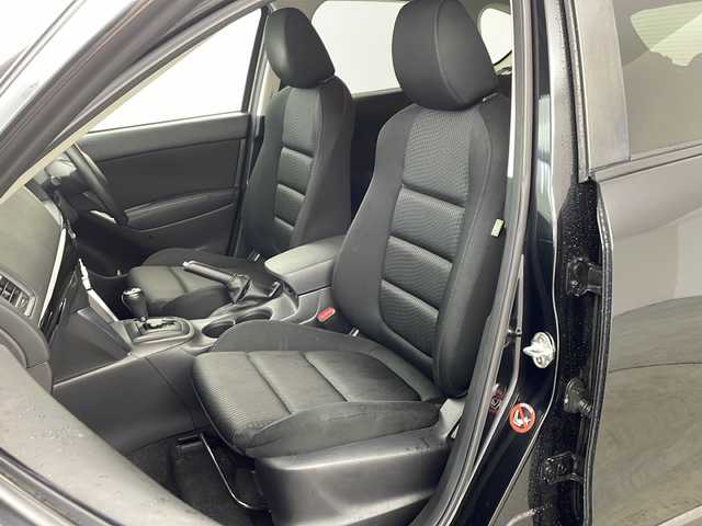 マツダ ＣＸ－５ XD 兵庫県 2013(平25)年 7.9万km ジェットブラックマイカ ・社外HDDナビ（C9P9）/　Bluetoothオーディオ/　CD/DVD再生/　ipod/AUX接続/　SDミュージックサーバー/・バックカメラ/・サイドカメラ/・ETC/・前後ドライブレコーダー/・純正フロアマット/・純正17インチアルミホイール/・ABS/・横滑り防止機能/・アダプティブ・フロントライティング・システム（AFS）/・盗難防止装置/・オートライト/・HIDヘッドライト/・W＋サイドエアバック/・カーテンエアバック/・スマートキー/・MTモード付AT/・アイドリングストップ/・AACエアコン