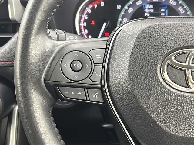 トヨタ ＲＡＶ４ アドベンチャー オフロードPKG 宮城県 2021(令3)年 6万km スーパーホワイトⅡ Toyota Safety Sense/・プリクラッシュセーフティ/・レーントレーシングアシスト/・オートマチックハイビーム/・レーダークルーズコントロール/純正9インチＤＡナビ/・BT.USB.Miracast/デジタルインナーミラー/寒冷地仕様/レザーシート/Ｄ席パワーシート/ビルトインＥＴＣ/ワイヤレス充電器/ルーフレール/LEDヘッドライト/LEDフォグライト/プッシュスタート/スマートキー×2/アイドリングストップ/社外16インチAW/純正フロアマット/ラゲッジマット/横滑り防止