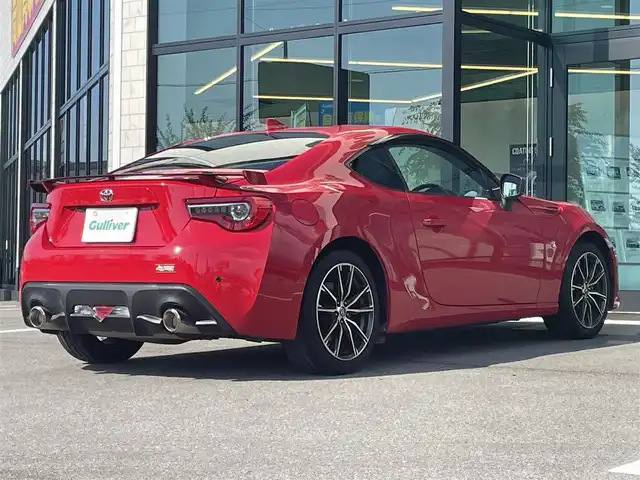 トヨタ ８６ GT リミテッド 愛媛県 2018(平30)年 2万km ピュアレッド 純正7型ナビ　/AM/FM/BT/フルセグTV/バックカメラ　/クルーズコントロール　/ドライブレコーダー　/D/N席シートヒーター　/ETC2.0　/前後コーナーセンサー　/シガーソケット/パドルシフト　/ステアリングリモコン　/電格ミラー　/ドアバイザー/リアスポイラー/現状サマー(純正AW)(215/45/R17)