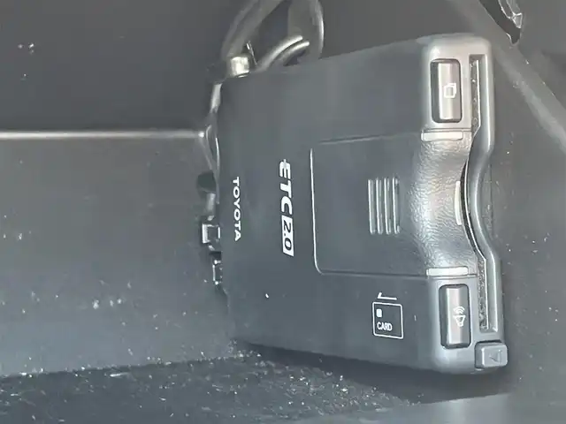 トヨタ ８６ GT リミテッド 愛媛県 2018(平30)年 2万km ピュアレッド 純正7型ナビ　/AM/FM/BT/フルセグTV/バックカメラ　/クルーズコントロール　/ドライブレコーダー　/D/N席シートヒーター　/ETC2.0　/前後コーナーセンサー　/シガーソケット/パドルシフト　/ステアリングリモコン　/電格ミラー　/ドアバイザー/リアスポイラー/現状サマー(純正AW)(215/45/R17)