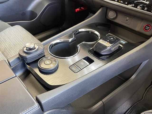 日産 エクストレイル S e－4ORCE 岐阜県 2023(令5)年 1.4万km ダイヤモンドブラック ４WD/e-4ORCE/エマージェンシーブレーキ/クルーズコントロール/車線逸脱警報/踏み間違い衝突防止支援/標識表示機能/オートブレーキホールド/前後ソナー/ハイビームアシスト/ヒルディセントコントロール/シートヒーター（１列目、２列目左右）/ステアリングヒーター/Pioneerナビ/バックカメラ/ETC/ドライブレコーダー/LEDヘッドライト/フォグランプ/純正18インチアルミホイール