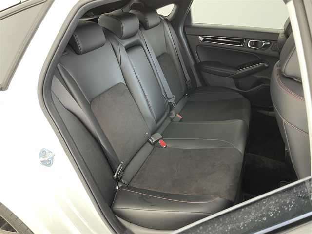 ホンダ シビック e:HEV 埼玉県 2022(令4)年 3.1万km プラチナホワイトパール 純正ディスプレイオーディオ　バックカメラ　ＢＳＭ　ビルトインＥＴＣ２．０　前後ドラレコ　ＢＯＳＥ　ホンダセンシング　アダクティブクルーズコントロール　シートヒーター　ワイヤレス充電　ＬＥＤライト　ＴＶ