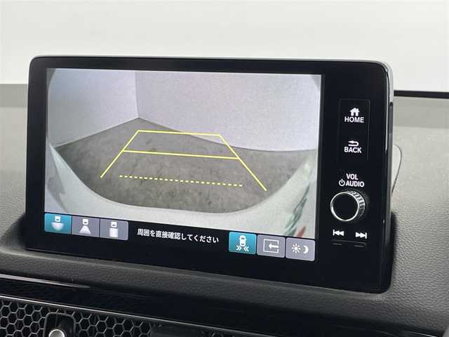 ホンダ シビック e:HEV 埼玉県 2022(令4)年 3.1万km プラチナホワイトパール 純正ディスプレイオーディオ　バックカメラ　ＢＳＭ　ビルトインＥＴＣ２．０　前後ドラレコ　ＢＯＳＥ　ホンダセンシング　アダクティブクルーズコントロール　シートヒーター　ワイヤレス充電　ＬＥＤライト　ＴＶ