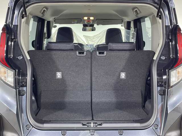 ダイハツ ムーヴ G 神奈川県 2025(令7)年 0.1千km クロムグレーメタリック 届出済未使用車/9型ディスプレイオーディオ /全方位ビューカメラ/スマートパノラマパーキングパック＆純正ナビ装着用アップグレードパック付 /両側電動スライドドア/衝突軽減ブレーキ/パーキングアシスト/アイドリングストップ/リアセンサー/オートハイビーム/ステアリングスイッチ/置くだけ充電/電子パーキング・オートホールド/プッシュスタート/スマートキー/純正サイドシル・リアスポイラー/純正14インチアルミホイール/取説　保証書/スペアキーバイザー、フロアマット