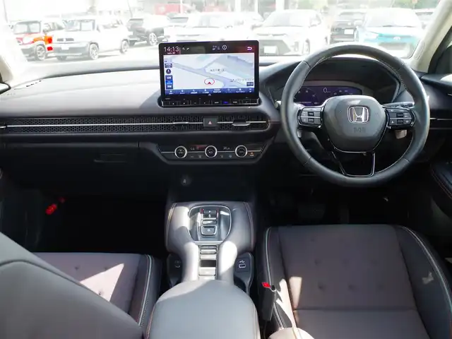 ホンダ ＺＲ－Ｖ ハイブリッド e:HEV X 千葉県 2022(令4)年 1.7万km プラチナホワイトパール ホンダセンシング/・衝突軽減ブレーキ（CMBS）/・車線維持支援システム（LKAS）/・アダプティブクルーズコントロール（ACC）/・後方誤発進抑制機能/・誤発進抑制機能/ハーフレザーシート/11.4インチホンダコネクトナビ/地デジTV/【DVD/CD再生機能　Bluetooth接続】/バックカメラ/革巻きステアリング/ステアリングスイッチ/パドルシフト/ETC/LEDヘッドライト/ウインカーミラー/コーナーセンサー/純正18インチアルミホイル/サイド/カーテンエアバッグ/Honda スマートキー
