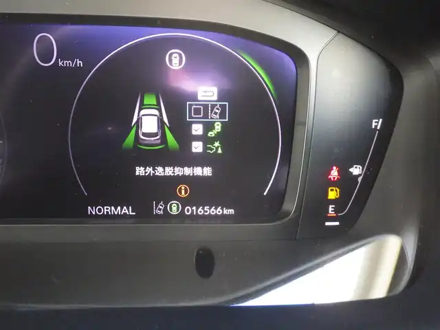 ホンダ ＺＲ－Ｖ ハイブリッド e:HEV X 千葉県 2022(令4)年 1.7万km プラチナホワイトパール ホンダセンシング/・衝突軽減ブレーキ（CMBS）/・車線維持支援システム（LKAS）/・アダプティブクルーズコントロール（ACC）/・後方誤発進抑制機能/・誤発進抑制機能/ハーフレザーシート/11.4インチホンダコネクトナビ/地デジTV/【DVD/CD再生機能　Bluetooth接続】/バックカメラ/革巻きステアリング/ステアリングスイッチ/パドルシフト/ETC/LEDヘッドライト/ウインカーミラー/コーナーセンサー/純正18インチアルミホイル/サイド/カーテンエアバッグ/Honda スマートキー