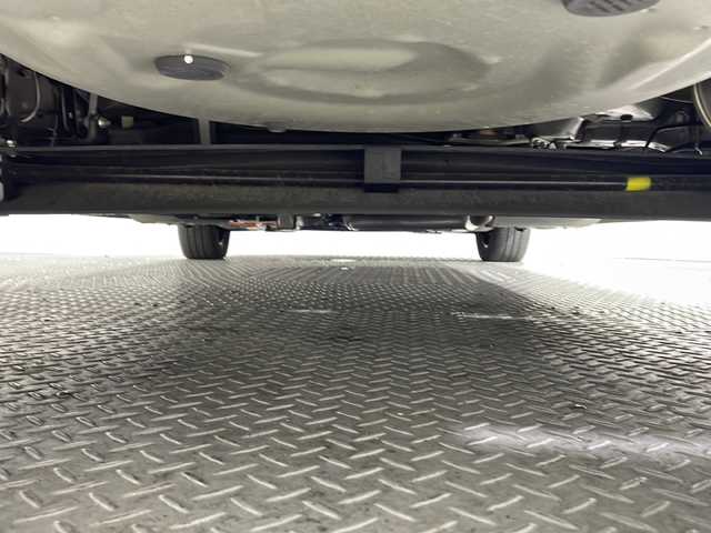 トヨタ シエンタ ハイブリッド ファンベースG 沖縄県 2022(令4)年 1.7万km ブラックマイカ/ベージュ 2トーン 禁煙車　/県外仕入　/純正ナビ　/フルセグ　Ｂｌｕｅｔｏｏｔｈ　ＤＶＤ　ＣＤ　/パノラミックビューモニター　/クルーズコントロール　/トヨタセーフティセンス　/両側パワースライドドア　/オートハイビーム/ビルトインETC/LEDヘッドライト/純正フロアマット/純正ドアバイザー